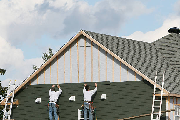 Professional Siding Repair technician working in Brookfield, NJ